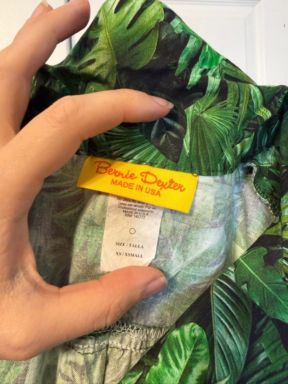 Green Tropical Leaf Bernie Dexter Vintage-Inspired Fit-and-Flare Dress - Picture 8 of 9